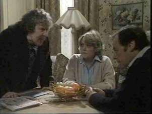 Lou blames Arthur Lou blames Arthur