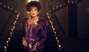 Joan Collins as fading actress Bubbles McGee in American Horror Story